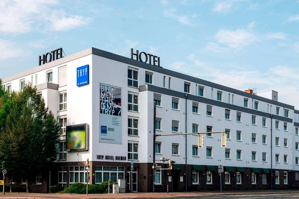 Tryp By Wyndham Bremen Airport Hotel Buitenkant foto