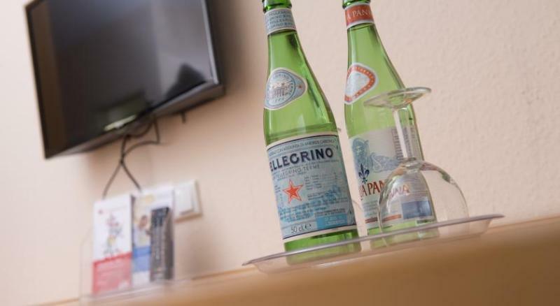 Tryp By Wyndham Bremen Airport Hotel Buitenkant foto