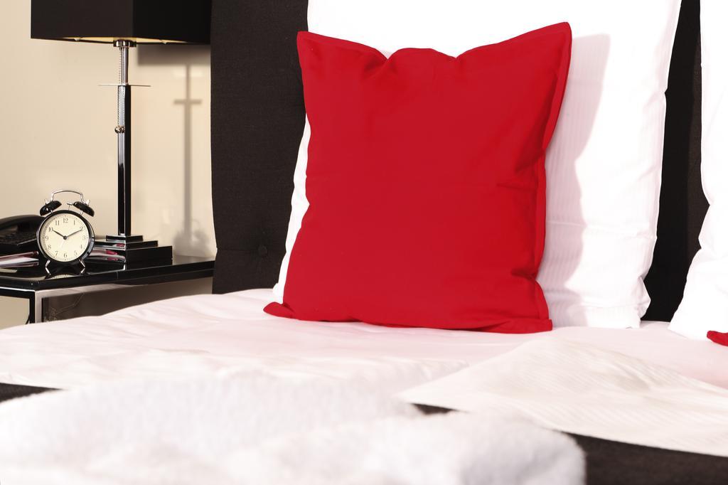 Tryp By Wyndham Bremen Airport Hotel Kamer foto